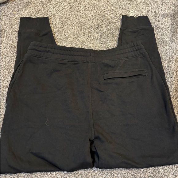 Gymshark Crest Joggers - Picture 3 of 3